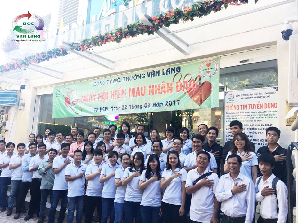 CHUNG TAY VÌ XÃ HỘI